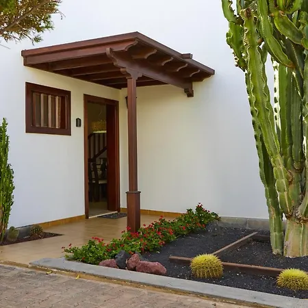 225 - Doyle By Villas Now Ltd